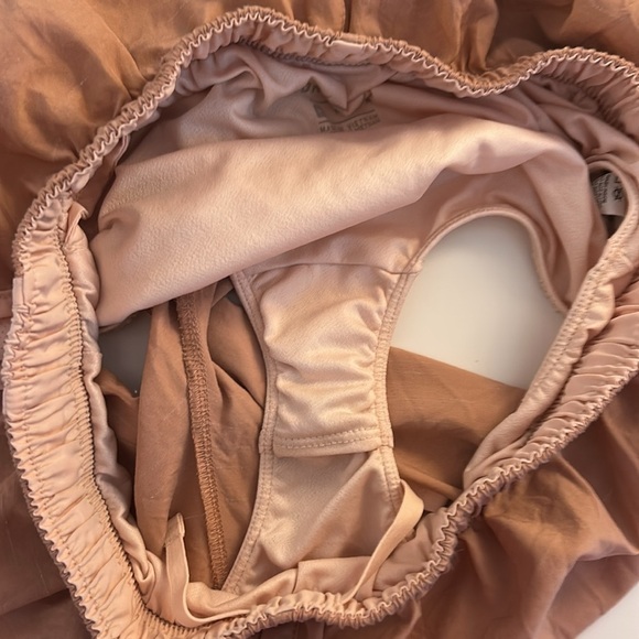 Nike Dri-Fit Pink Athletic Running Shorts Size Medium - Picture 5 of 6